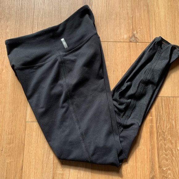 Zella Black Mesh Ankle Leggings - Picture 5 of 8